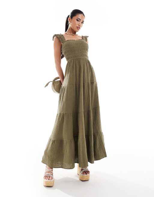 Style Cheat – Gesmoktes Midikleid in Khaki