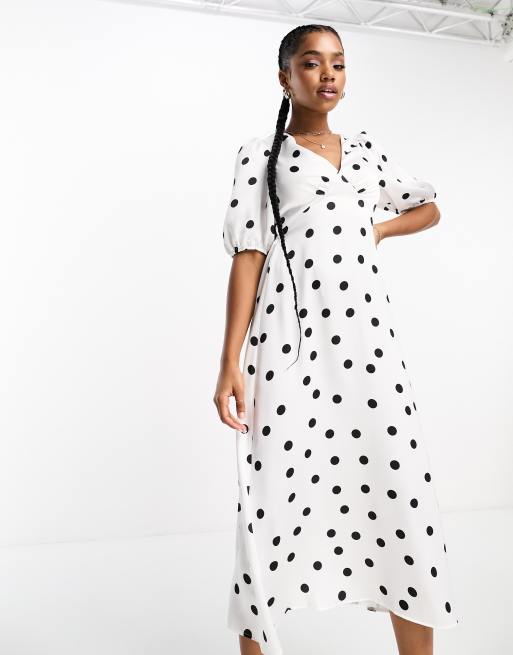 Style Cheat – Midikleid in Weiß mit Punktemuster und gebundener Rückseite, 4 von 5