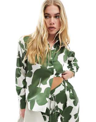 Style Cheat Style Cheat oversized satin shirt in green print co-ord-Multi