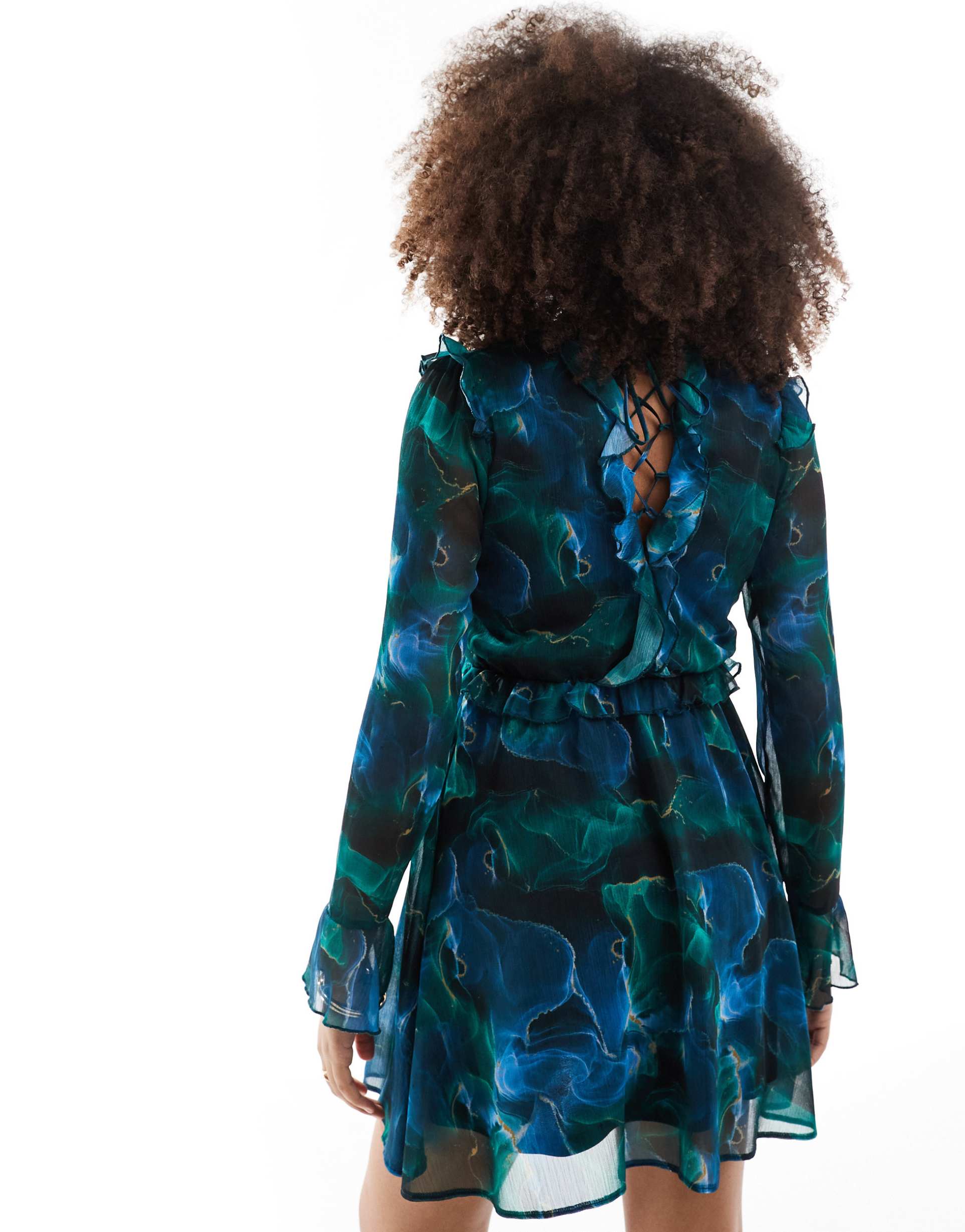 style cheat ruffle mini dress in blue marble print
