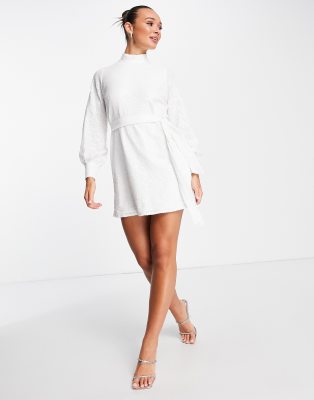 Vestito corto bianco con paillettes e maniche a palloncino - Style Cheat  donna 