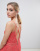 Thumbnail 3 van 4