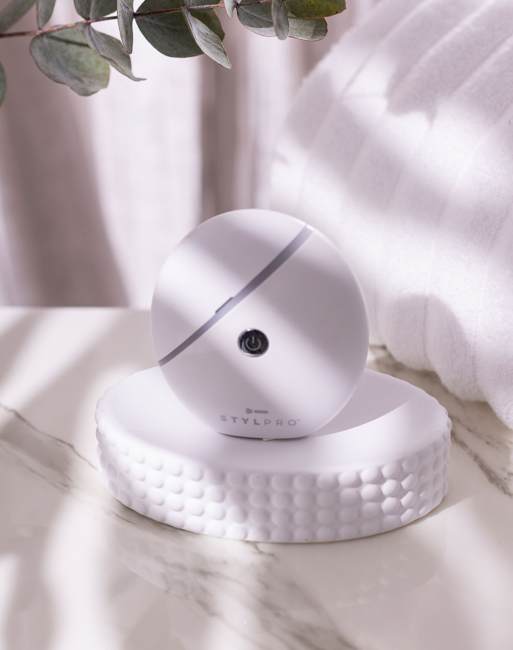 STYLPRO - Verwarmde LED elektrische Gua Sha in wit, 2 van 3