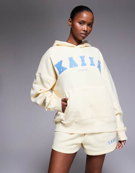 Sudadera amarillo limón y azul extragrande con capucha y logo bordado de tejido rico en algodón de Kaiia Studio (parte de un conjunto) - view 1