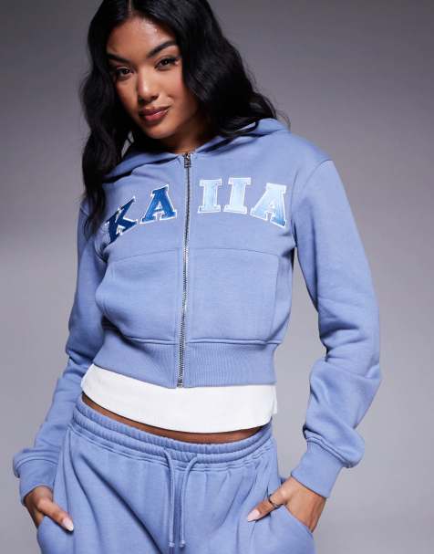 Sudadera azul claro con capucha, cremallera y logo bordado de Kaiia (parte de un conjunto) - view 1