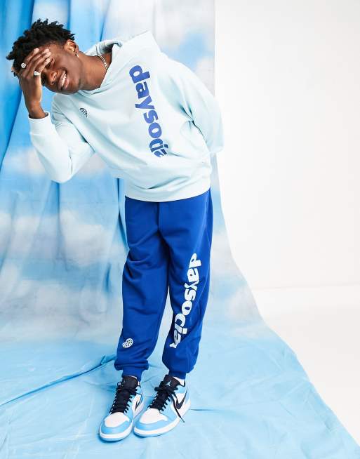 Sudadera azul claro hot sale