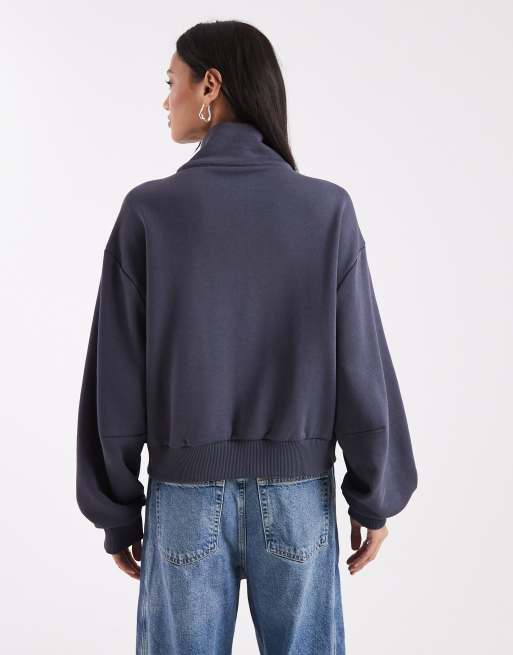 Sudadera azul marino con cuello alzado ancho y cremallera de ASOS DESIGN, 4 de 4