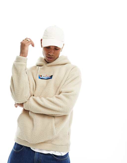 Sudadera beis con capucha y bordado en el pecho de borreguito de Only & Sons