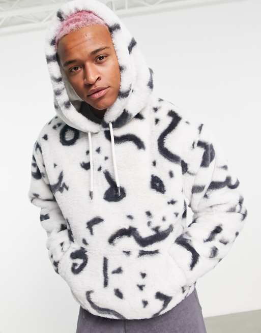 Sudadera beis extragrande con capucha y estampado integral de piel sintética de ASOS DESIGN
