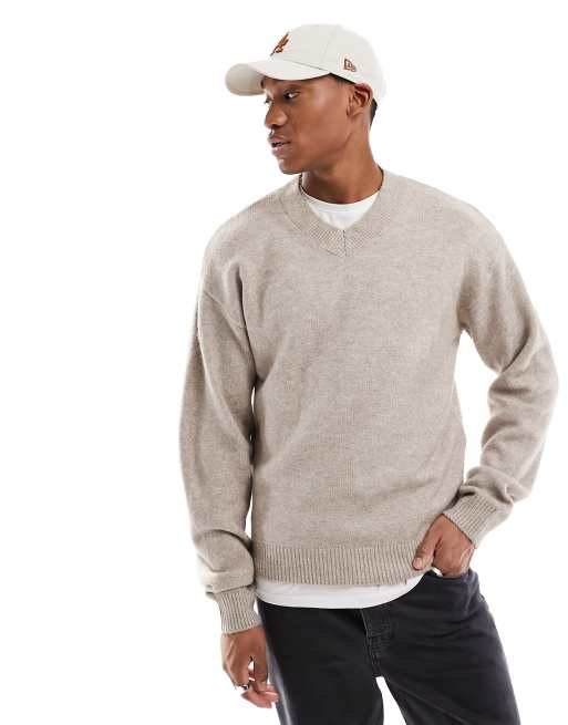 Sudadera beis extragrande con cuello de pico de Jack & Jones