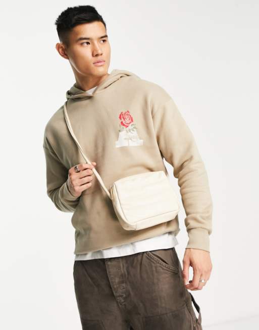 Sudadera beis lavado extragrande con capucha y estampado de rosa en la espalda de ADPT , 2 de 4