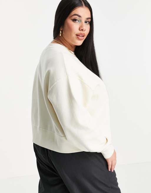 Sudadera blanco hueso extragrande de corte cuadrado con logo pequeño de Nike Plus, 2 de 4