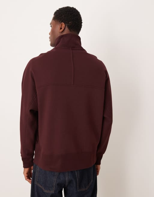 Sudadera burdeos con cuello alto, cremallera corta y logo de texto de Calvin Klein Jeans, 3 de 5
