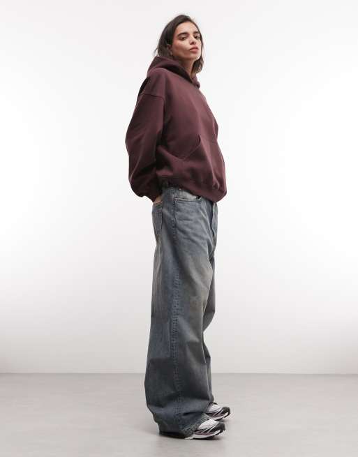 Sudadera burdeos extragrande con capucha de tejido grueso de punto liso de Weekday, 2 de 4