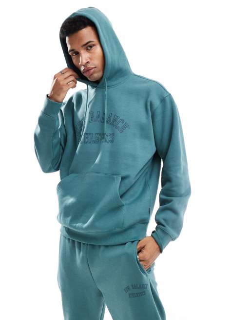 Sudadera color abeto con capucha y estampado gráfico de New Balance