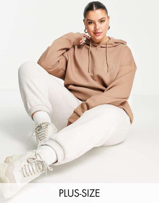 Sudadera color camel básica con capucha de Pink Soda Sport Plus 