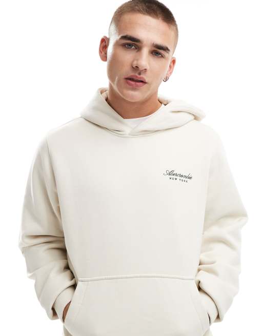 Sudadera color crema con capucha y logo de texto bordado en la espalda de Abercrombie Fitch ASOS
