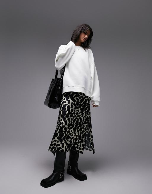 Sudadera color crudo con detalle de costuras premium de Topshop