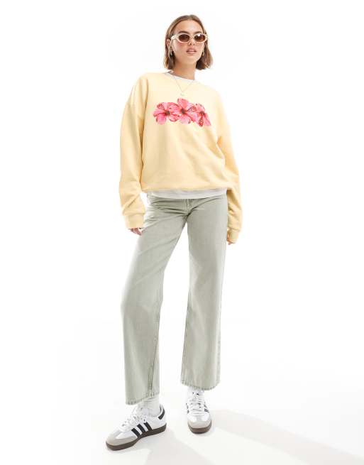 Sudadera color crudo extragrande con estampado gráfico de flores de hibisco de ASOS DESIGN, 2 de 4