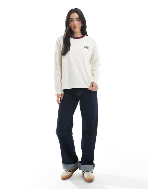 Sudadera color leche de coco de manga larga con cuello redondo y gráfico de Cotton On, 4 de 4
