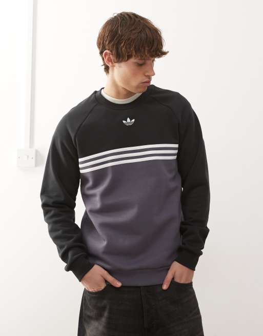 Sudadera color ónice y negra con cuello redondo y detalle a rayas en el pecho adidas Originals