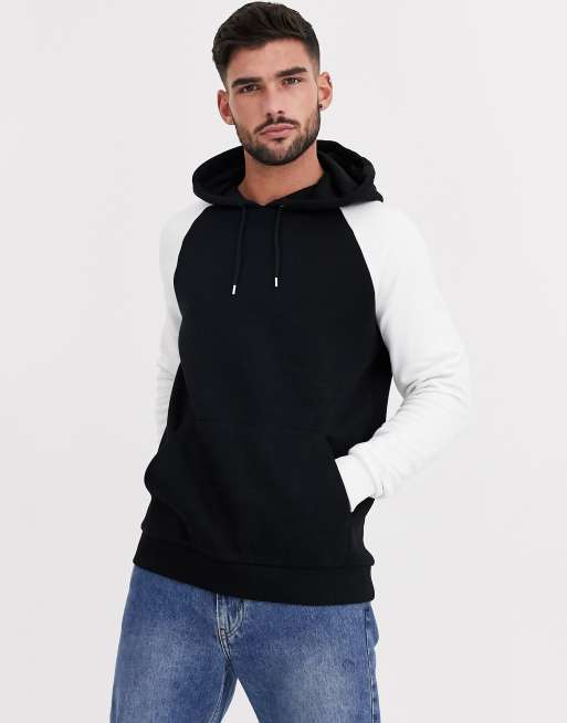 Sudadera con capucha negra con mangas ragl n blancas de ASOS DESIGN