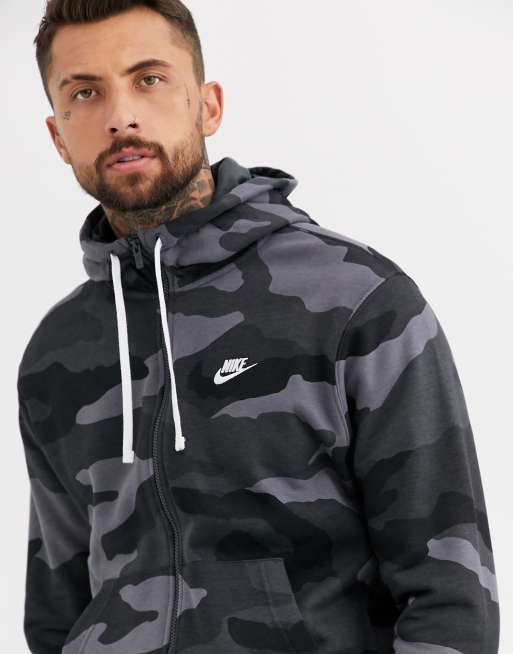 Sudadera con capucha y cremallera con estampado de camuflaje Club de Nike