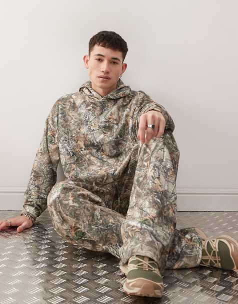 Sudadera con capucha y estampado de camuflaje de árboles de COLLUSION (parte de un conjunto) - view 1