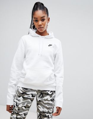 Sudadera con capucha y logo en blanco Club de Nike | ASOS
