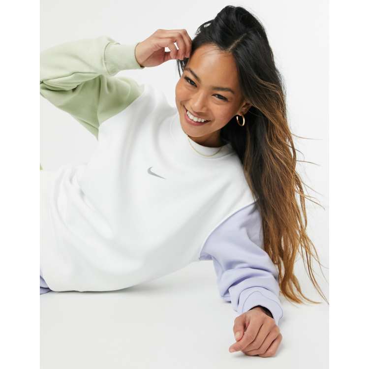 Sudadera con diseño color block azul y verde con logo de Nike | ASOS