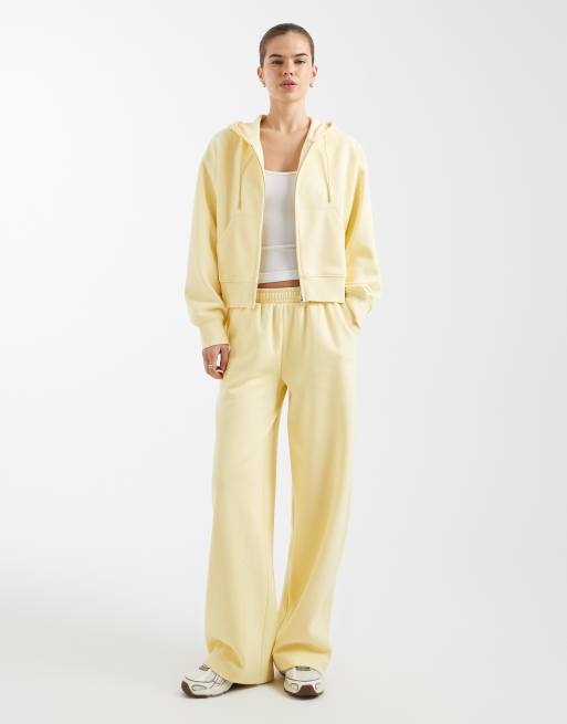 Sudadera corta amarilla con capucha, cremallera e interior cepillado de ASOS DESIGN, 3 de 4