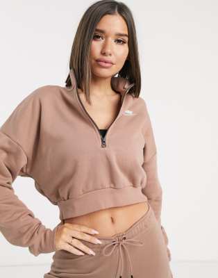 sudadera corta nike