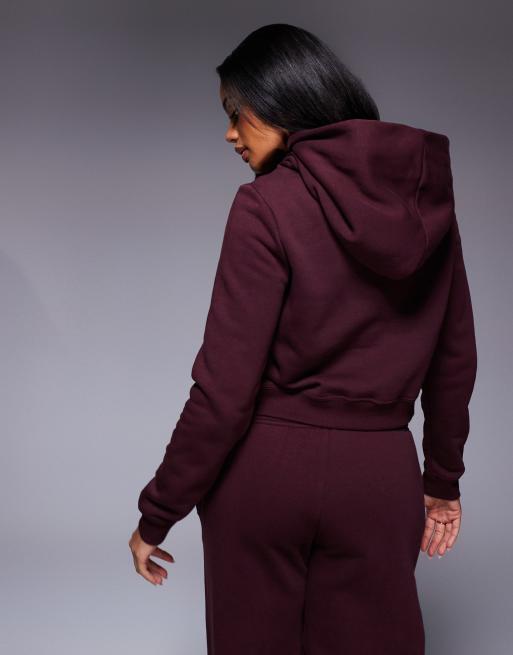 Sudadera corta burdeos con capucha y logo de texto de Nike, 4 de 4