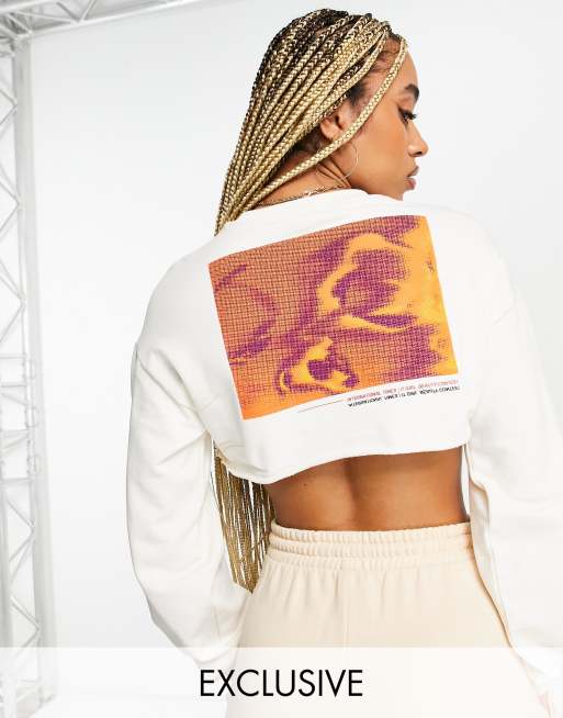 Sudadera corta color crudo con estampado gráfico de ASYOU (parte de un conjunto)