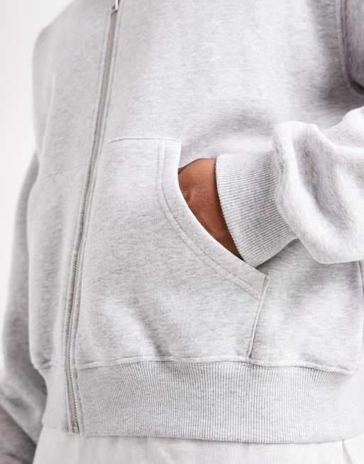 Sudadera corta gris con capucha y cremallera de Cotton On, 5 de 5