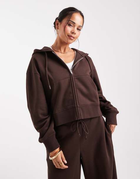 Sudadera corta marrón chocolate con capucha y cremallera con interior afelpado de ASOS DESIGN - view 1