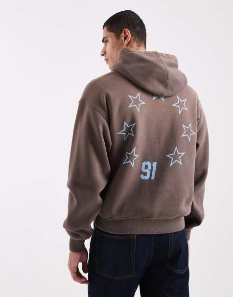 Sudadera corta marrón con capucha y estampado gráfico de Cotton On - view 1