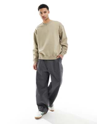 Sudadera extragrande beis de Weekday - view 1