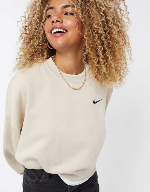 Sudadera extragrande de corte recto con logo de la marca pequeño en color avena de nike clearance