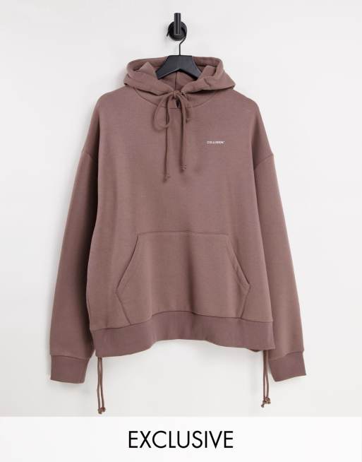 Sudadera extragrande marrón con capucha y detalle de cordones ajustables fruncidos de COLLUSION Unisex (parte de un conjunto)