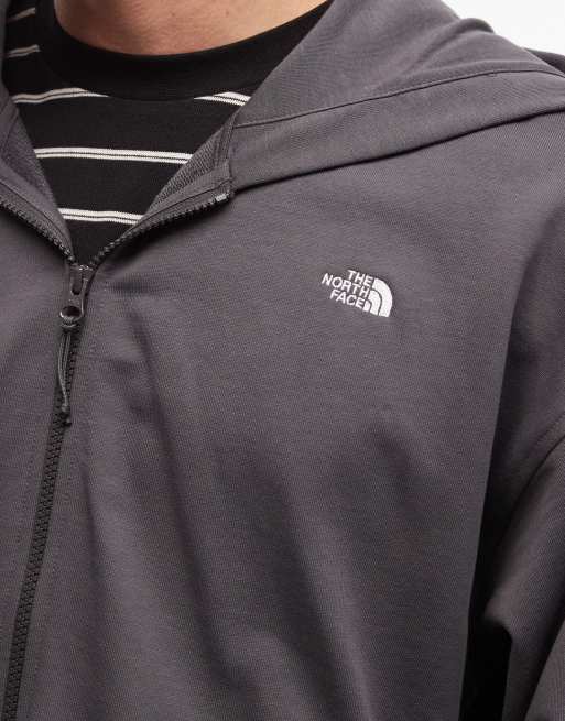 Sudadera gris antracita básica extragrande con capucha y cremallera U Essential de The North Face, 3 de 5
