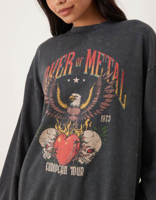 Sudadera gris carbón lavado extragrande con gráfico roquero de águila de estilo vintage de ASOS DESIGN, 2 de 4