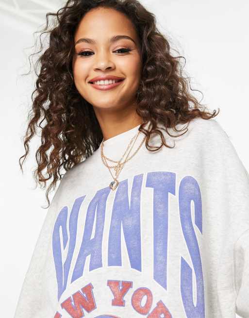 Sudadera gris con cuello redondo y estampado "Giants" de Abercrombie & Fitch , 3 de 4