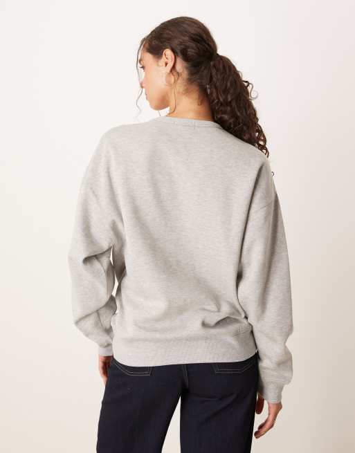 Sudadera gris con cuello redondo y texto estampado de Brave Soul, 3 de 4