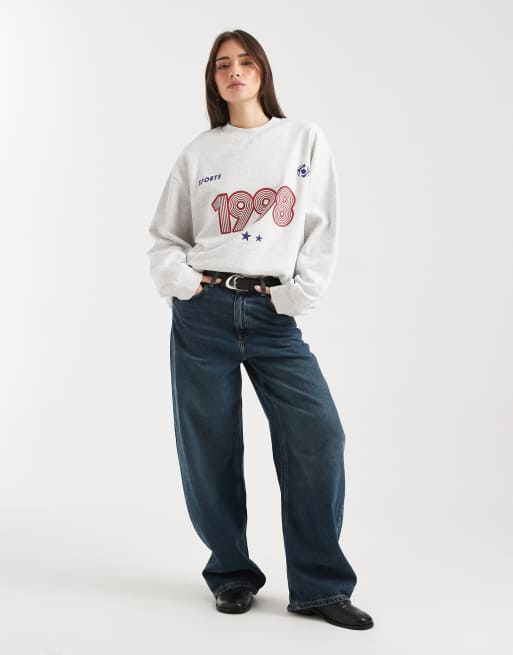 Sudadera gris hielo jaspeado extragrande con gráfico deportivo "1998" de ASOS DESIGN, 2 de 4
