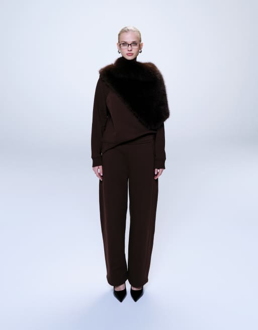 Sudadera marrón chocolate con costuras de tejido grueso de 500 g/m² premium de ASOS DESIGN, 2 de 4