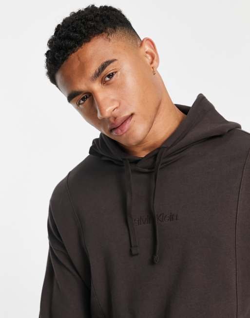 Sudadera marrón de estar por casa con capucha y logo tonal de Calvin Klein (parte de un conjunto)