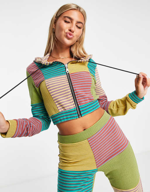 Sudadera multicolor con capucha a rayas variadas de velour de The Ragged Priest (parte de un conjunto)