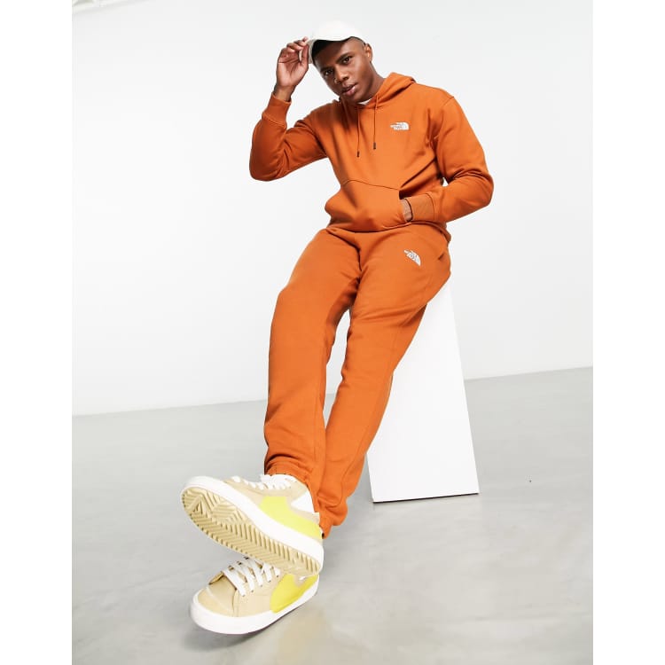 Sudadera naranja con capucha básica exclusiva en ASOS de The North Face |  ASOS