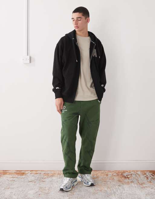 Sudadera negra con capucha, cremallera y aplicación de letra A de Aape by A Bathing Ape, 2 de 5